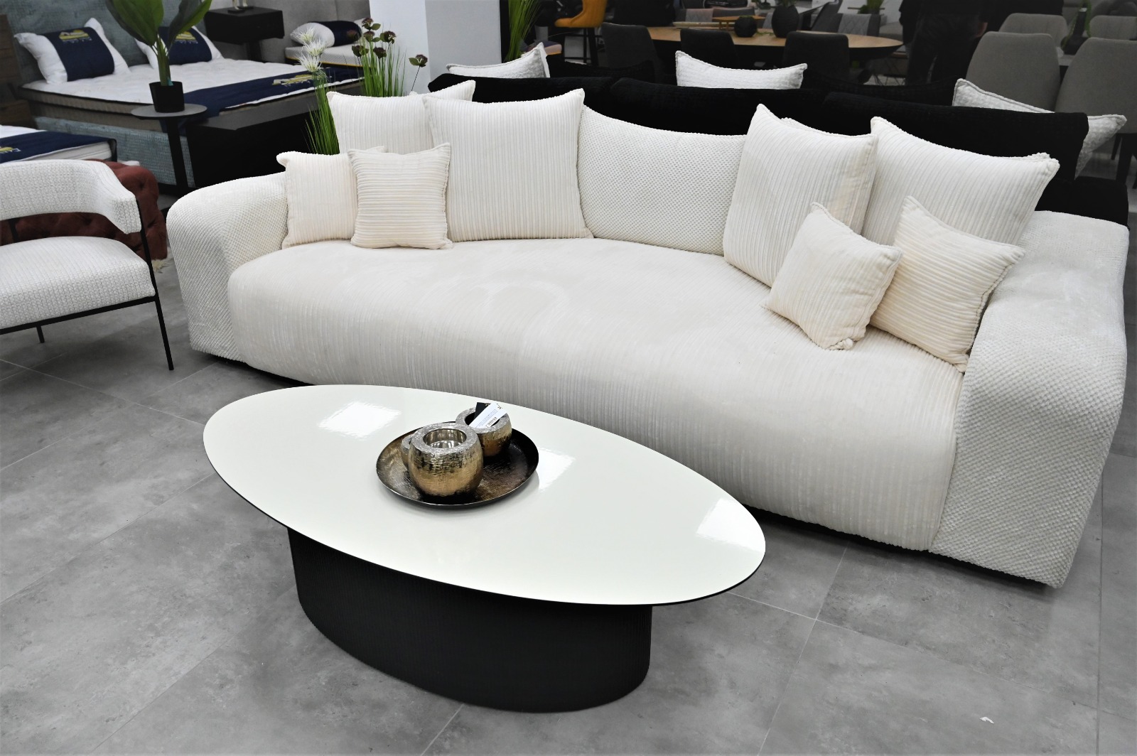 WhatsApp Image 2023-03-02 at 9.02.03 PM.jpeg